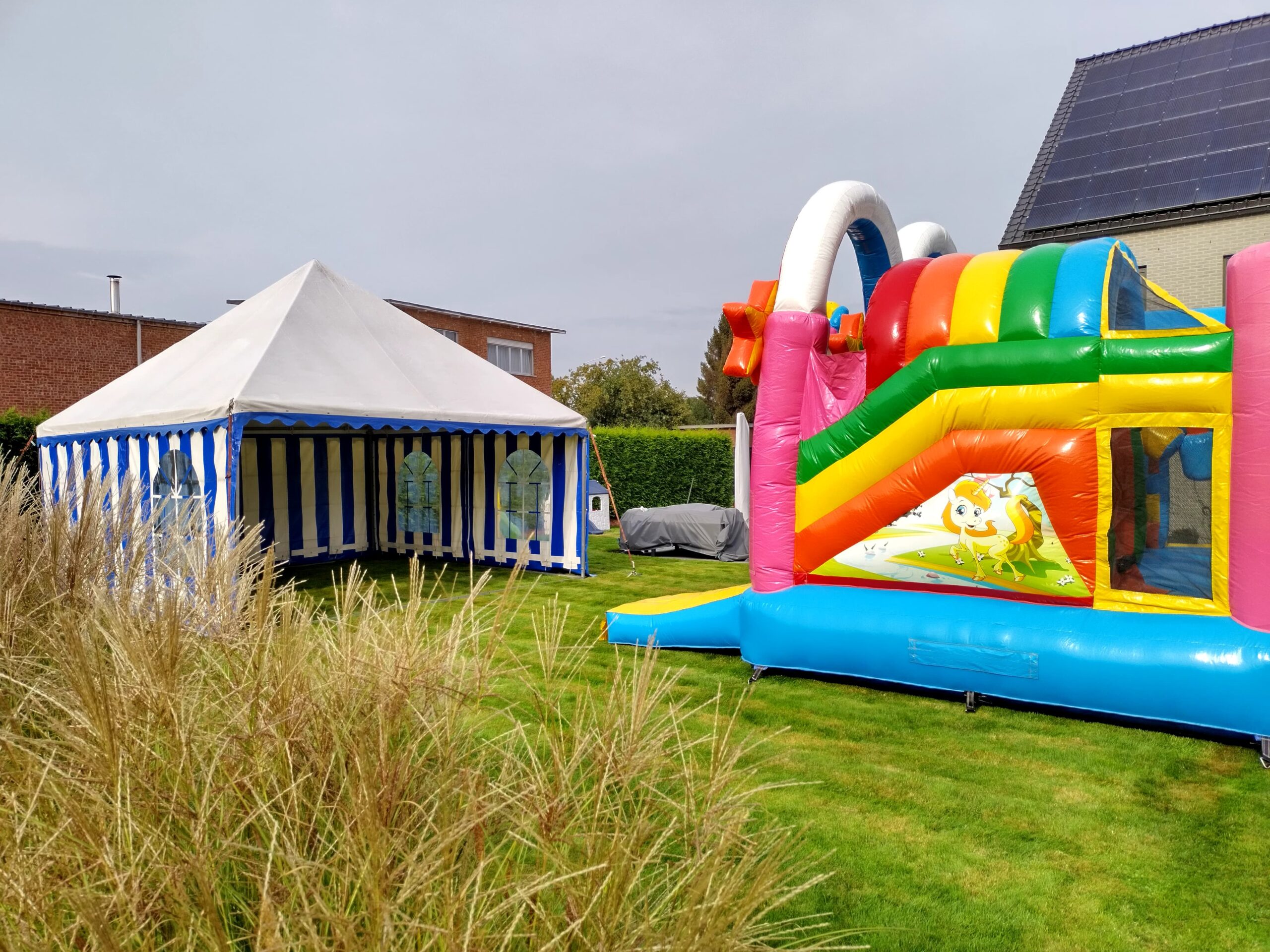 Slice Productions Springkasteel Unicorn 15