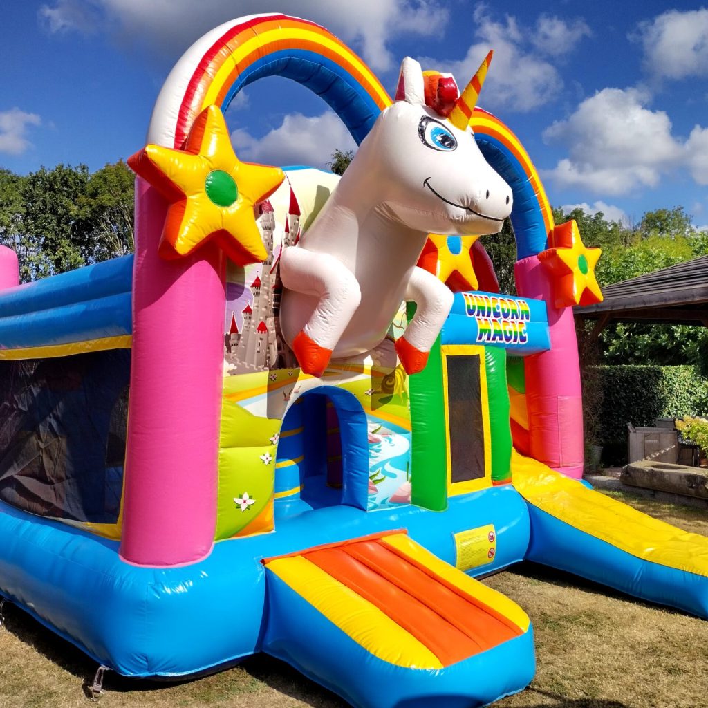Slice Productions Springkasteel Unicorn 21